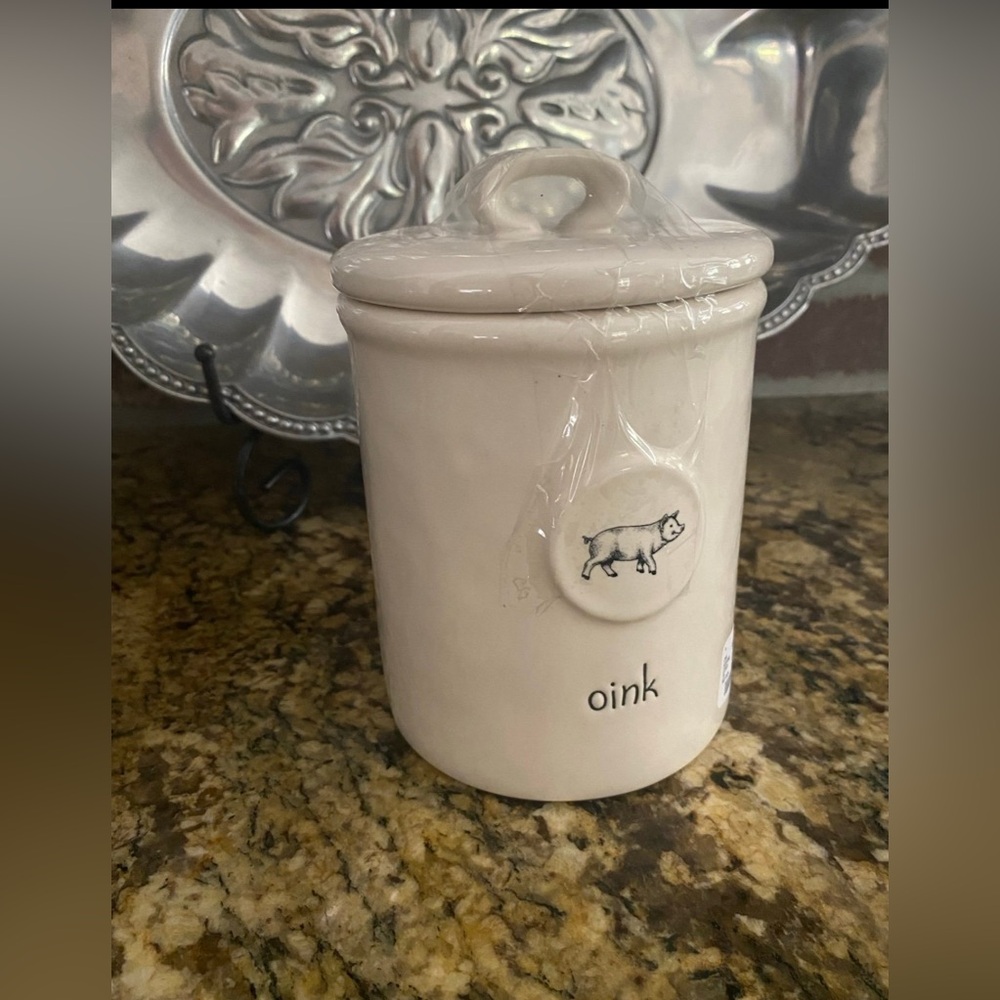 Rae Dunn OINK Dimpled Canister - farmline artisan collection NEVER USED! - Picture 4 of 5